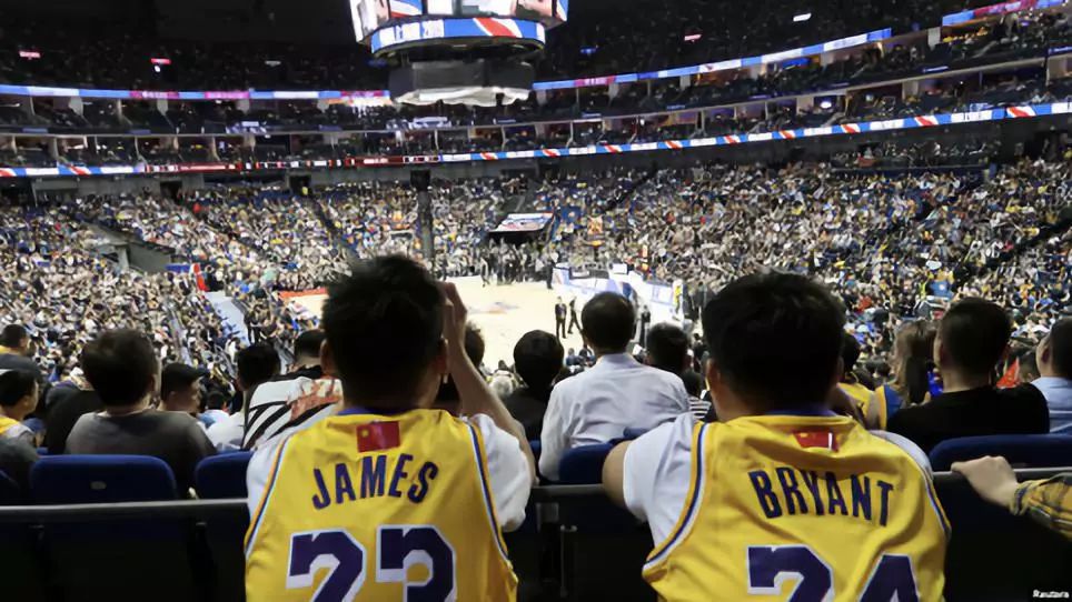李光满：尊严成了一地鸡毛？上海深圳座无虚席！某迅恢复直播NBA！中国到底缺失了什么？