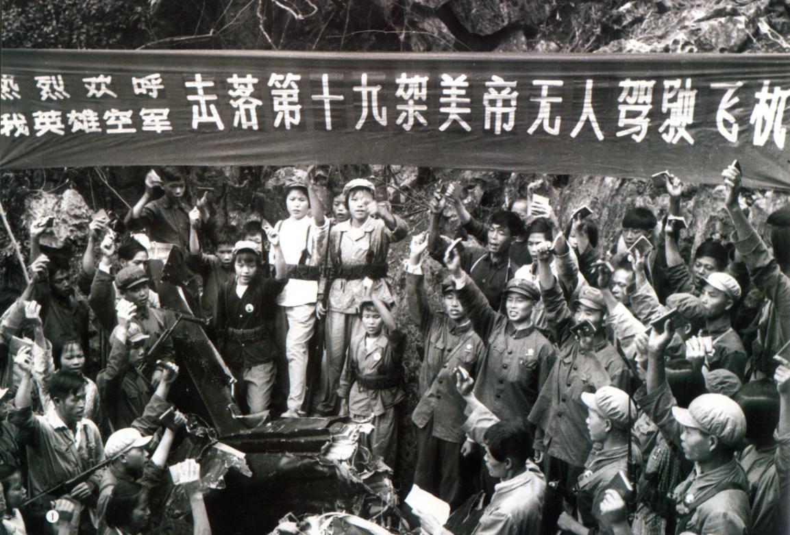 陈辉：共和国蓝天劲旅震惊世界——人民空军七十年成长历程全景回顾