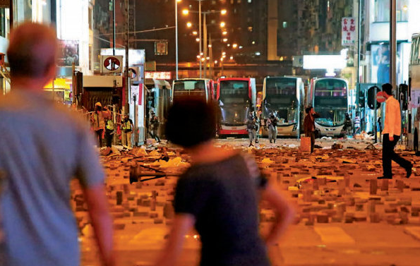 香港这么乱大陆为何不直接介入