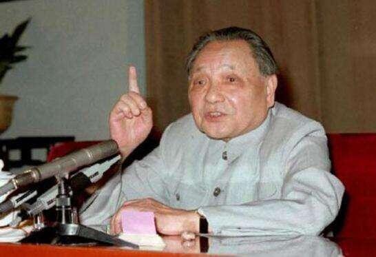 胡新民：邓小平是怎样重视爱国主义教育的？