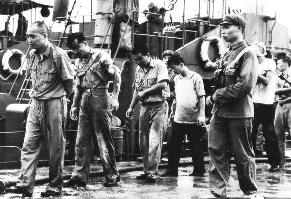 陈辉：海上沙场百战归——人民海军海战群雄扫描（一）